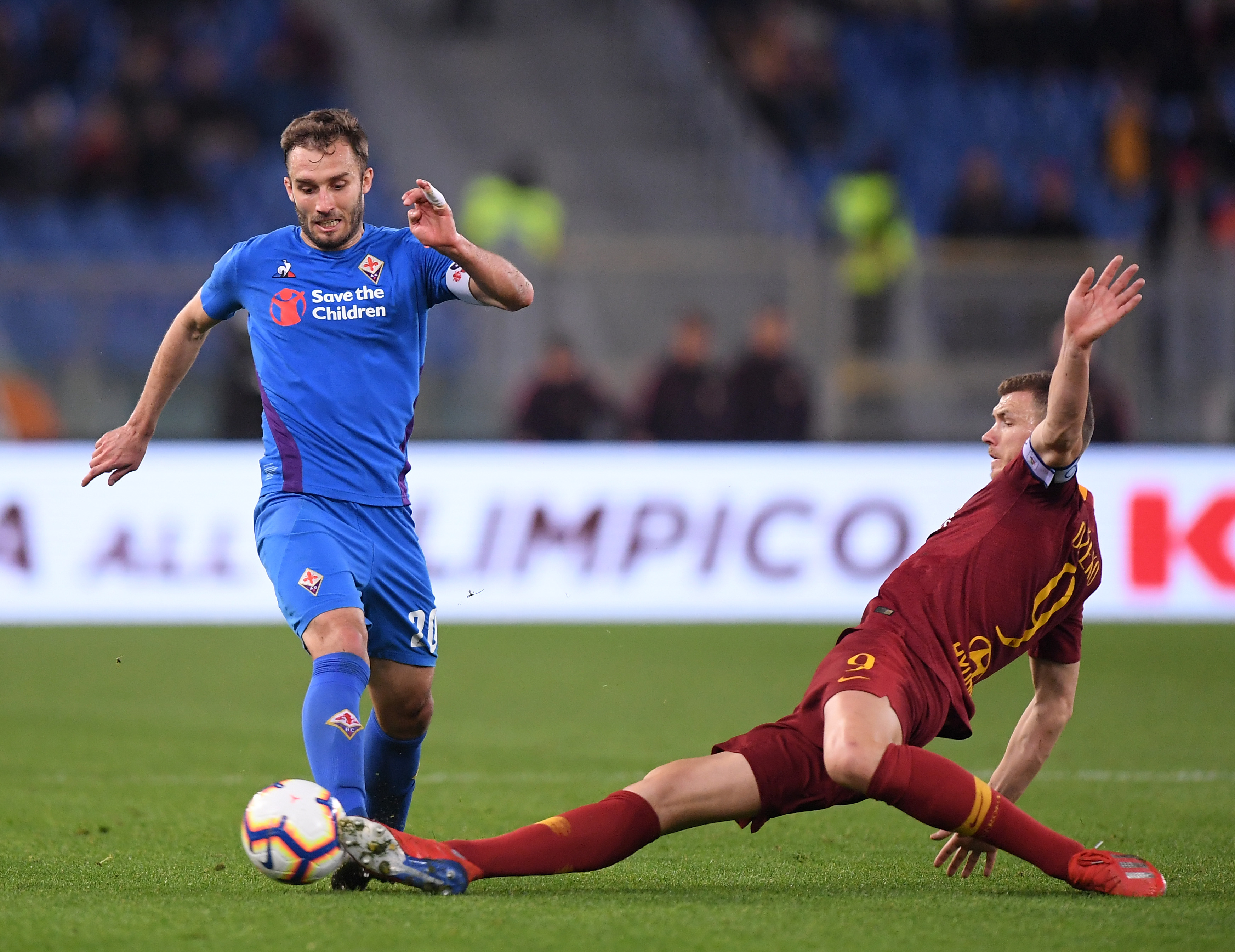 16岁103天，马利-萨蒙是英格兰俱乐部第3位欧冠出场的U16球员（年仅16岁103天，马利-萨蒙成为英格兰俱乐部第3位在欧冠亮相的U16球员）