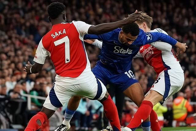 锁定前24，阿森纳、拜仁、巴黎等5队已保底欧冠淘汰赛附加赛（阿森纳、拜仁、巴黎等五队锁定前24，至少拿到欧冠淘汰赛附加赛名额）