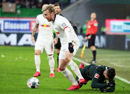 法国助教斯特凡撰文：登贝莱独一无二，奥利塞令人印象深刻（法国助教斯特凡撰稿：登贝莱无可替代，奥利塞表现抢眼）