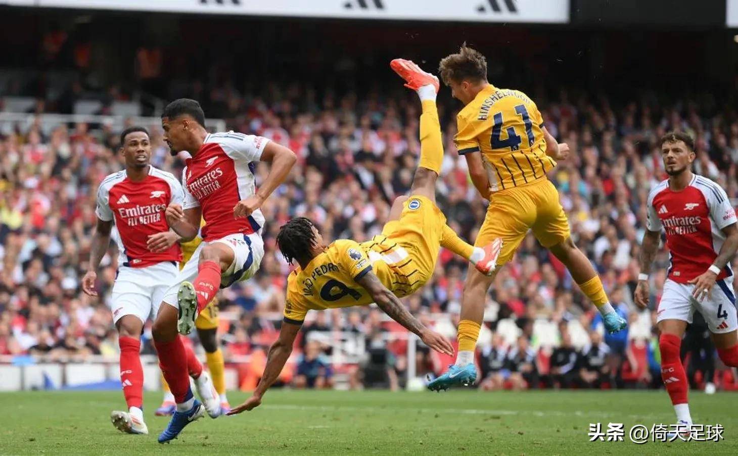 姆伯莫上赛季开始共打进21粒联赛非点球进球，位列欧洲第一（自上赛季开打至今，姆伯莫联赛非点球21球，高居欧洲第一）