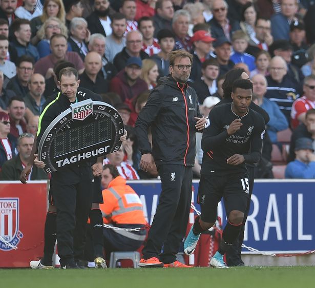 FIFA：加大力度打击网络辱骂，列入黑名单后将被禁止购票（FIFA加码打击网络暴力：黑名单人员将被禁购门票）